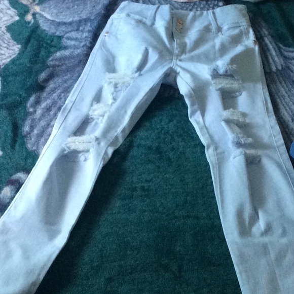 Jeans - Picture 1 of 3